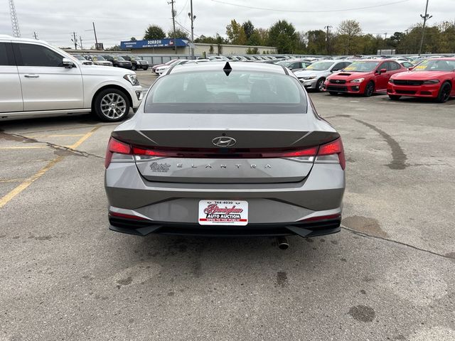 2021 Hyundai Elantra SE - 22937825 - 4