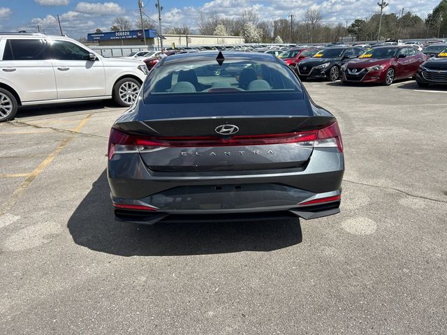 2021 Hyundai Elantra SE - 22994541 - 4