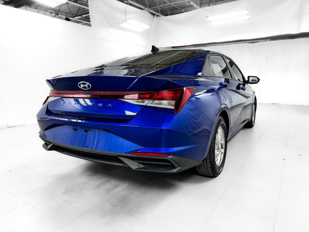 2021 Hyundai Elantra SE photo 6