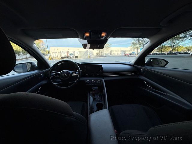 2021 Hyundai Elantra SE IVT - 23005287 - 11