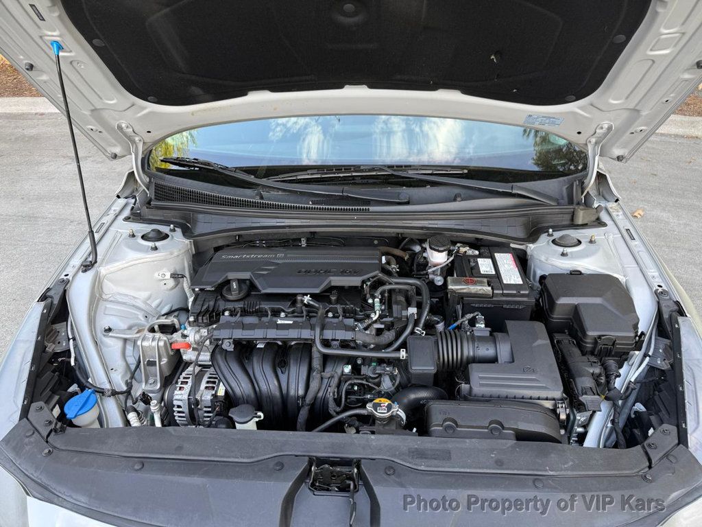 2021 Hyundai Elantra SE IVT - 23005287 - 14