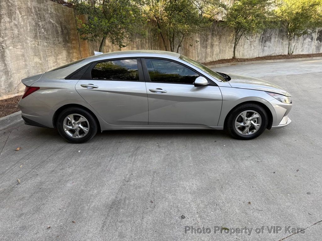 2021 Hyundai Elantra SE IVT - 23005287 - 3