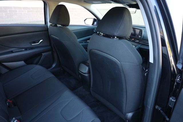 2021 Hyundai Elantra SE IVT - 22932749 - 13