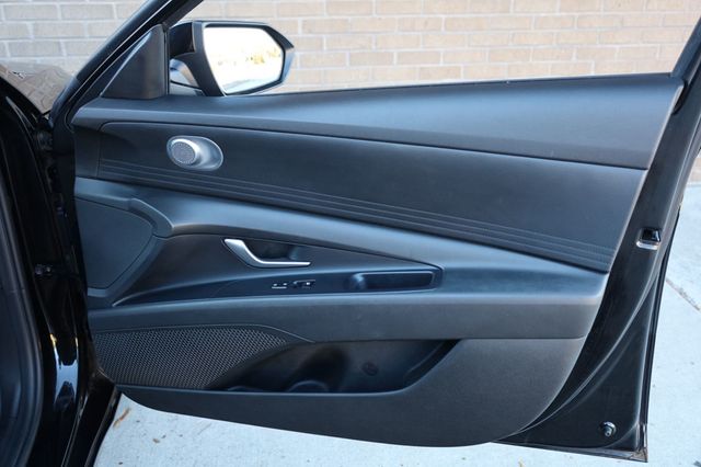 2021 Hyundai Elantra SE IVT - 22932749 - 23