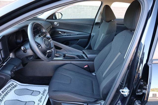 2021 Hyundai Elantra SE IVT - 22932749 - 7
