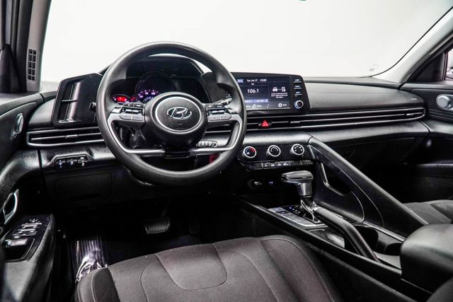 2021 Hyundai Elantra SE