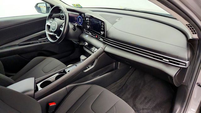 2021 Hyundai Elantra SE IVT SULEV w/ Convenience Package - 23087270 - 21