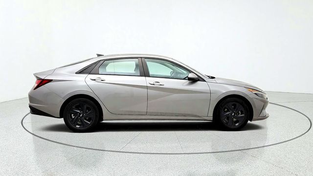 2021 Hyundai Elantra SE IVT SULEV w/ Convenience Package - 23087270 - 3