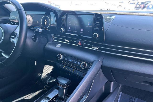 2021 Hyundai Elantra SEL - 22988529 - 30