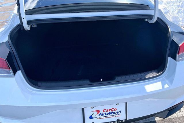 2021 Hyundai Elantra SEL - 22988529 - 34