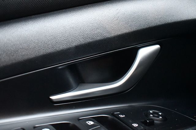 2021 Hyundai Elantra SEL IVT - 22974885 - 16