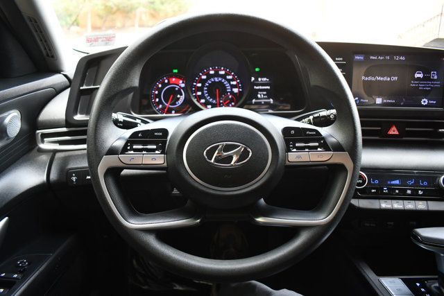 2021 Hyundai Elantra SEL IVT - 23011344 - 24