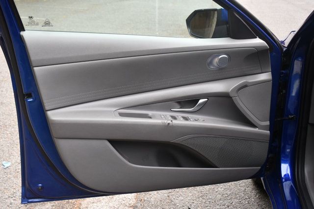 2021 Hyundai Elantra SEL IVT - 23012939 - 16