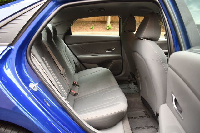 2021 Hyundai Elantra SEL IVT - 23012939 - 32