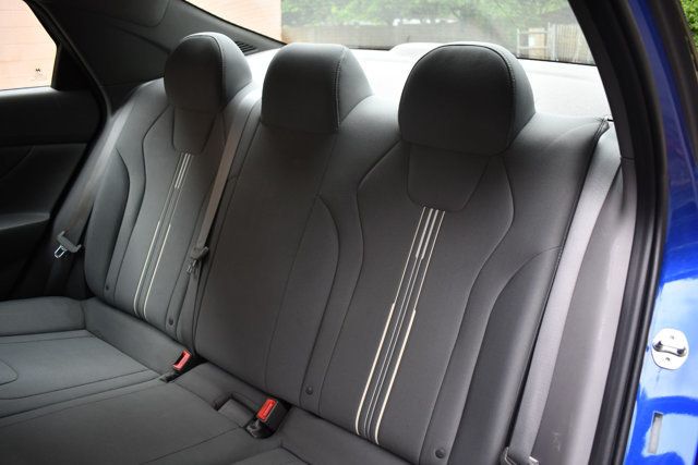 2021 Hyundai Elantra SEL IVT - 23012939 - 35