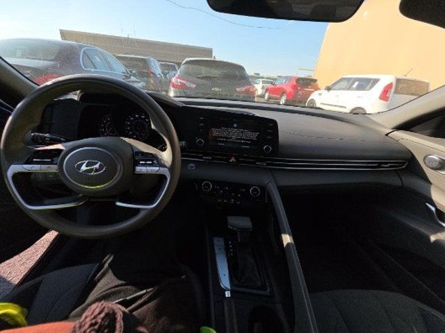 2021 Hyundai Elantra SEL IVT - 23012939 - 8