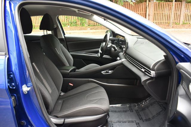2021 Hyundai Elantra SEL IVT - 23012963 - 25