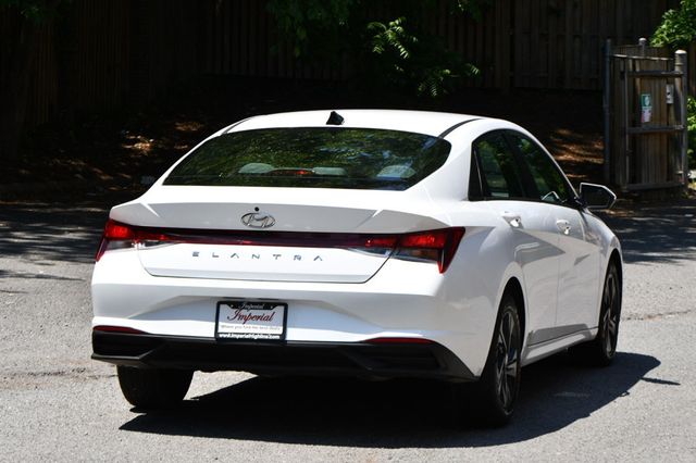 2021 Hyundai Elantra SEL IVT - 23024245 - 10
