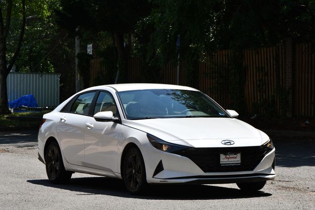 2021 Hyundai Elantra SEL IVT - 23024245 - 12