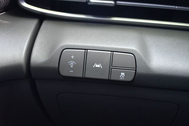 2021 Hyundai Elantra SEL IVT - 23024245 - 31