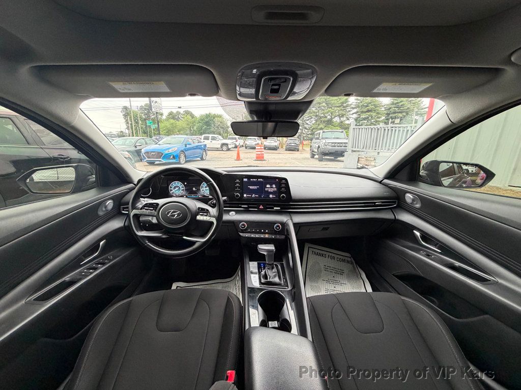 2021 Hyundai Elantra SEL IVT *Ltd Avail* - 23025332 - 12