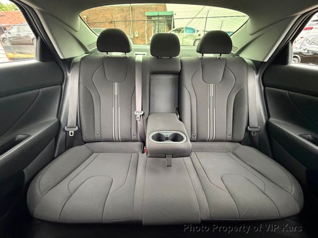 2021 Hyundai Elantra SEL IVT *Ltd Avail* - 23025332 - 17