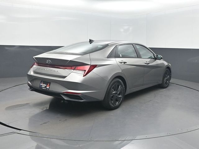 2021 Hyundai Elantra SEL IVT SULEV - 22991320 - 32