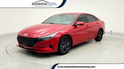 2021 Hyundai Elantra - KMHLS4AG3MU138085