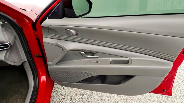 2021 Hyundai Elantra SEL IVT with Convenience Package - 22975407 - 24