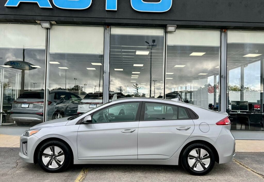 2021 Hyundai Ioniq Hybrid Blue Hatchback - 22912234 - 1