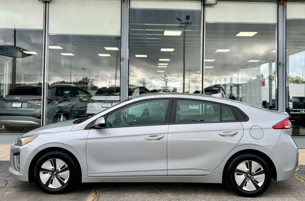2021 Hyundai Ioniq Hybrid Blue Hatchback - 22912234 - 28
