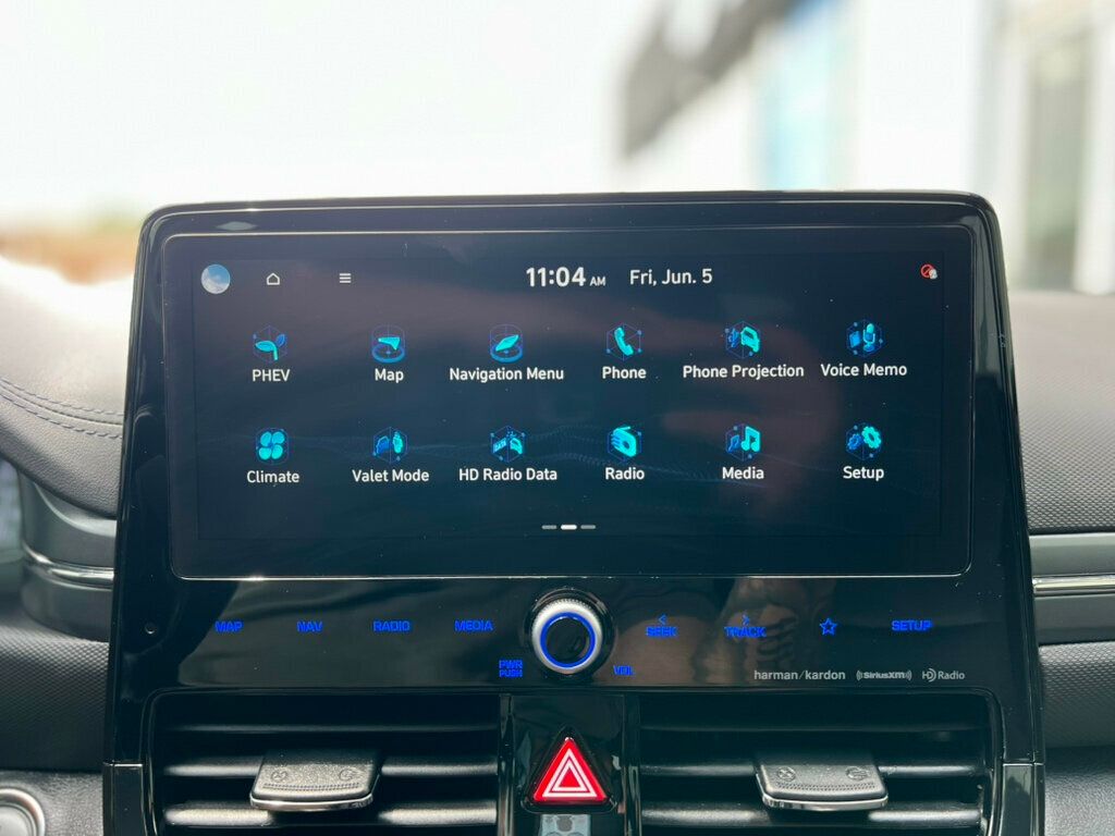 2021 Hyundai Ioniq Plug-In Hybrid Limited Hatchback - 23036042 - 23