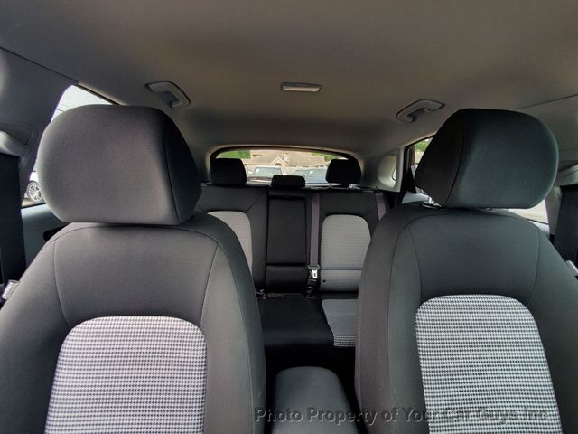 2021 Hyundai Kona  - 23023125 - 22