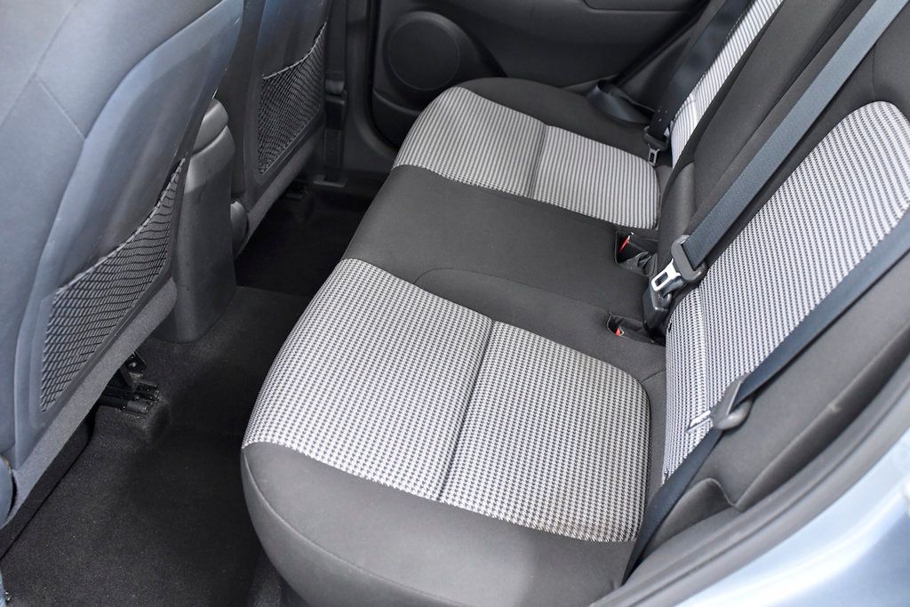 2021 Hyundai Kona SE Automatic FWD - 22457488 - 9