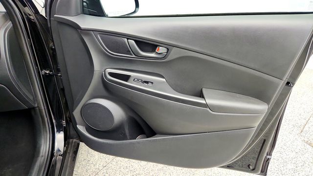 2021 Hyundai Kona SE Automatic FWD - 23036424 - 24