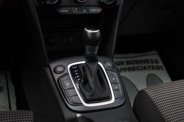 2021 Hyundai Kona SEL - 23080270 - 44