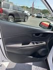2021 Hyundai Kona SEL Automatic AWD - 22811975 - 21