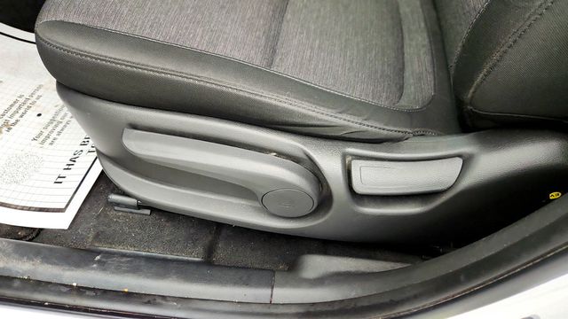 2021 Hyundai Kona Electric SEL (258-mile range) - 22978281 - 9