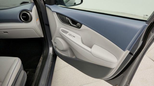 2021 Hyundai Kona Electric Ultimate - 22947405 - 26