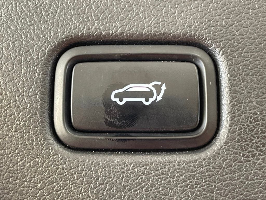 2021 Hyundai Palisade Limited AWD - 22979771 - 28