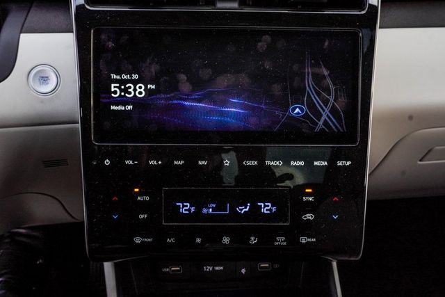 2021 Hyundai Santa Fe Limited FWD - 22933698 - 17