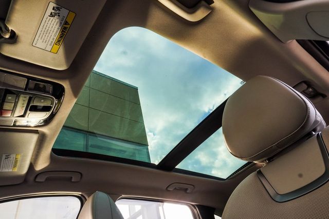 2021 Hyundai Santa Fe Limited FWD - 22933698 - 27