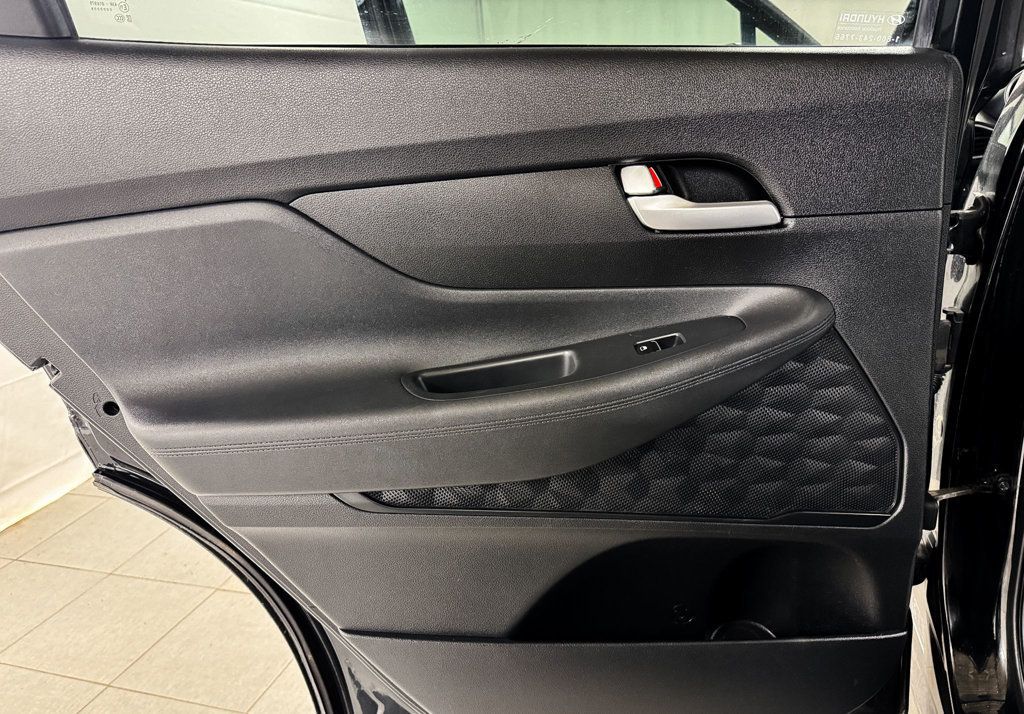 2021 Hyundai Santa Fe SE - 22932308 - 14