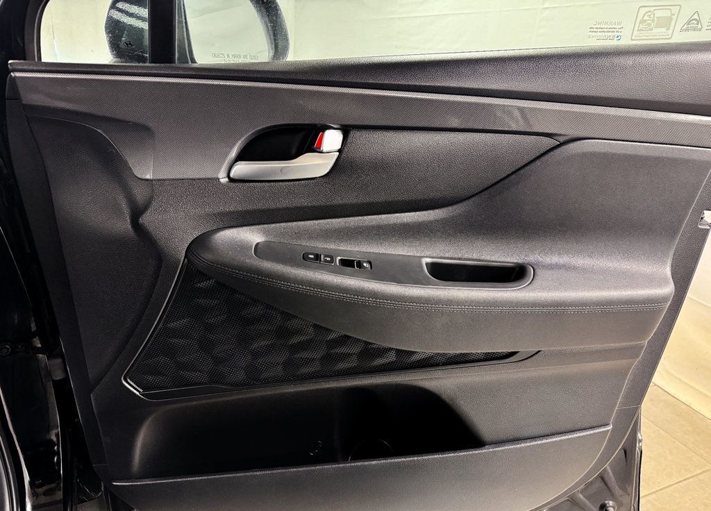 2021 Hyundai Santa Fe SE - 22932308 - 16