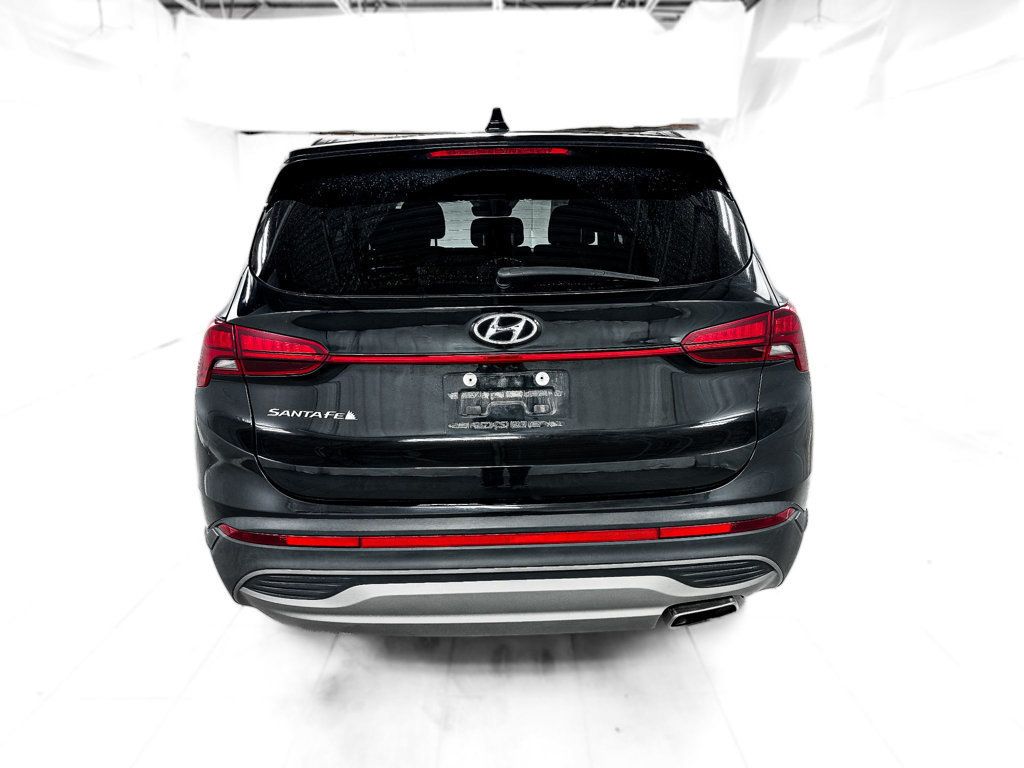 2021 Hyundai Santa Fe SE - 22932308 - 4
