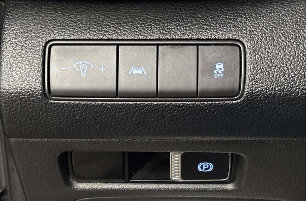 2021 Hyundai Santa Fe SE FWD - 23057198 - 27
