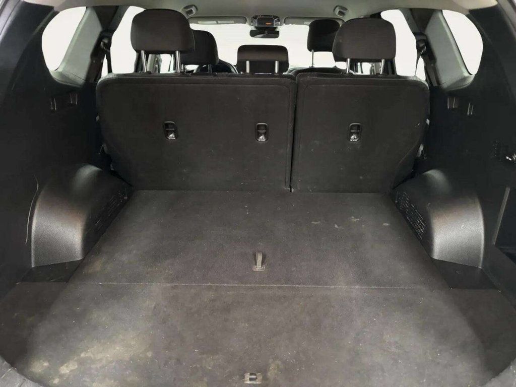 2021 Hyundai Santa Fe SE FWD - 23057198 - 5