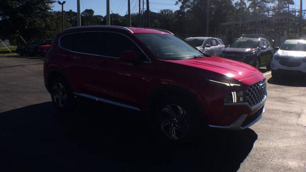 2021 Hyundai Santa Fe SEL photo 2