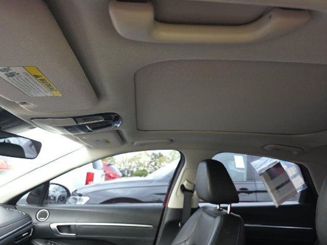 2021 Hyundai Sonata Limited 1.6T - 23014170 - 10