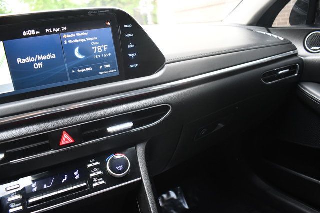 2021 Hyundai Sonata Limited 1.6T - 23014170 - 26